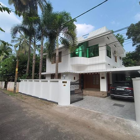 White House Villa Thrissur Dış mekan fotoğraf